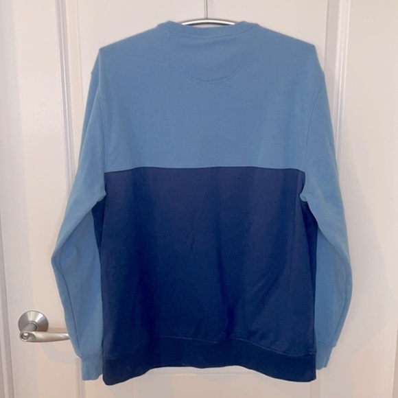 IZOD | Men’s Navy & Baby Blue Crewneck Pullover Stretch Sweatshirt Size Large - Picture 7 of 7